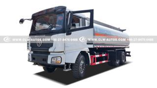 Caminhão tanque de combustível Shacman 6x4 380HP 25m³